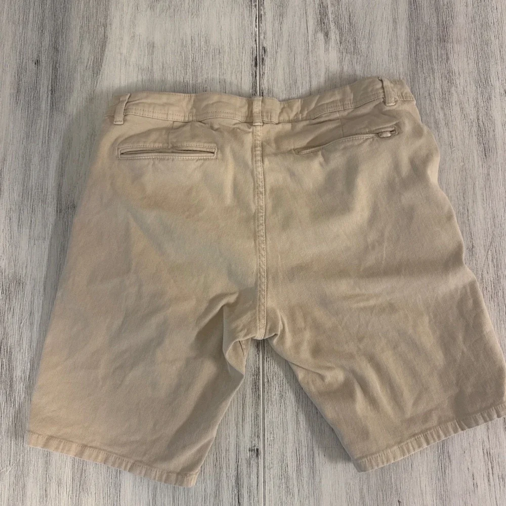 Zara Man Tan Beige‎ Textured Chino Shorts Mens Size 36 USA Cotton Flat Front